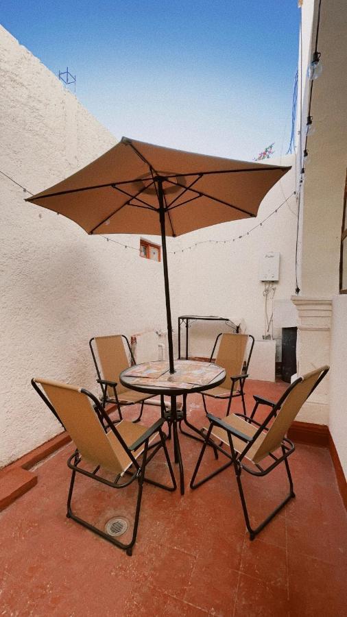 Hostal La Espanola Parras 파라스 데 라 푸엔테 외부 사진